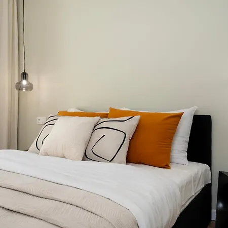 Piotrkowska Z Garazem Blisko Centrum Nowoczesny