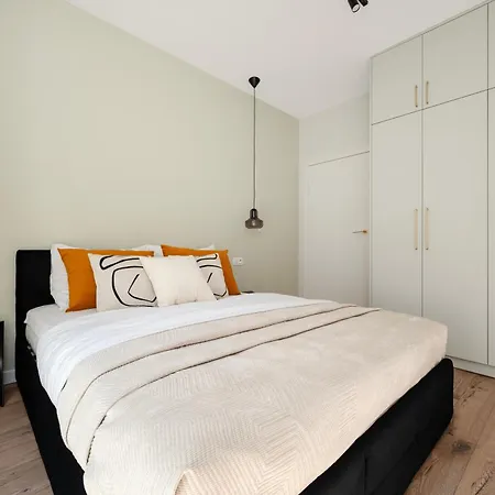Piotrkowska 217 I 2-room I Balcony I Paid Garage Parking شقة *