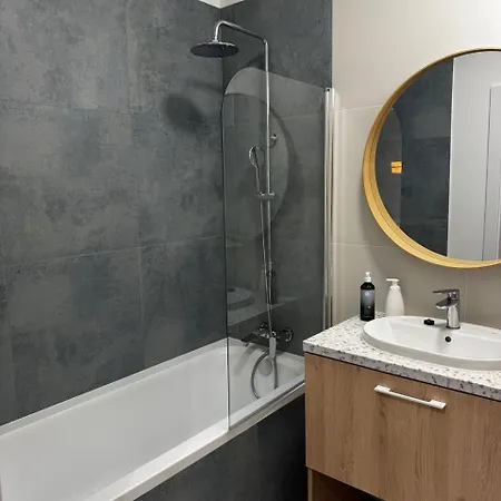 Piotrkowska Z Garazem Blisko Centrum Nowoczesny Łódź