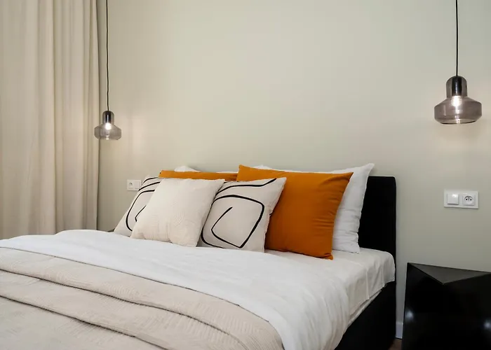 Piotrkowska Z Garazem Blisko Centrum Nowoczesny